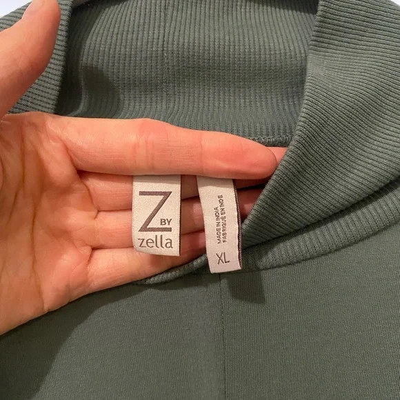 Zella Long Sleeve - Picture 2 of 3